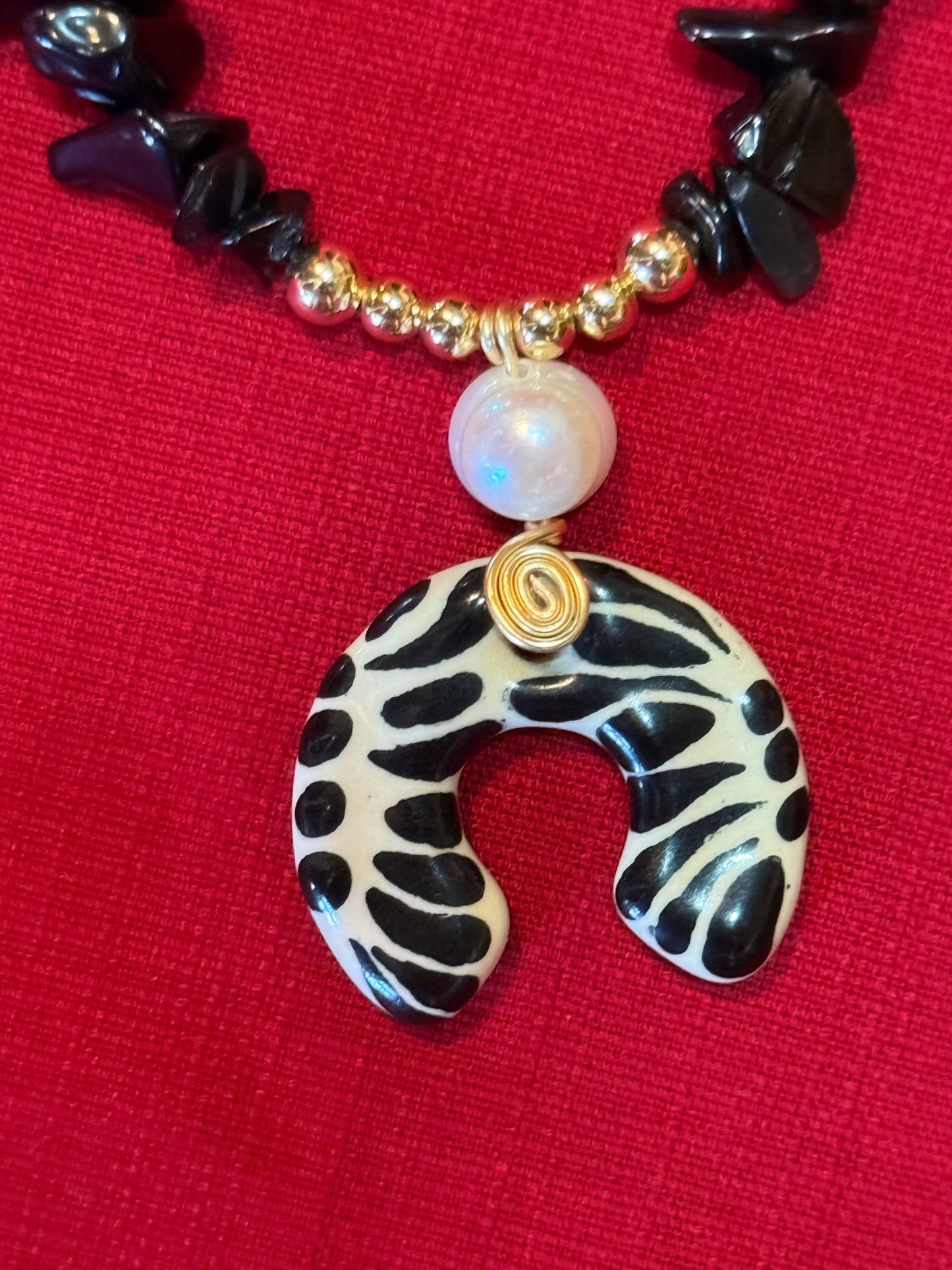 Fuerza necklace
