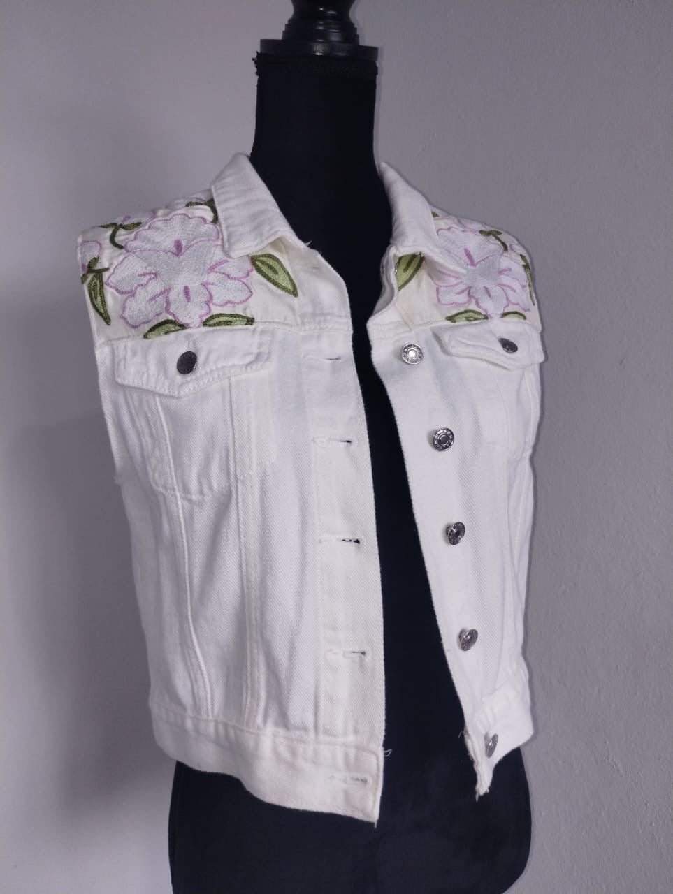 Amber denim vest