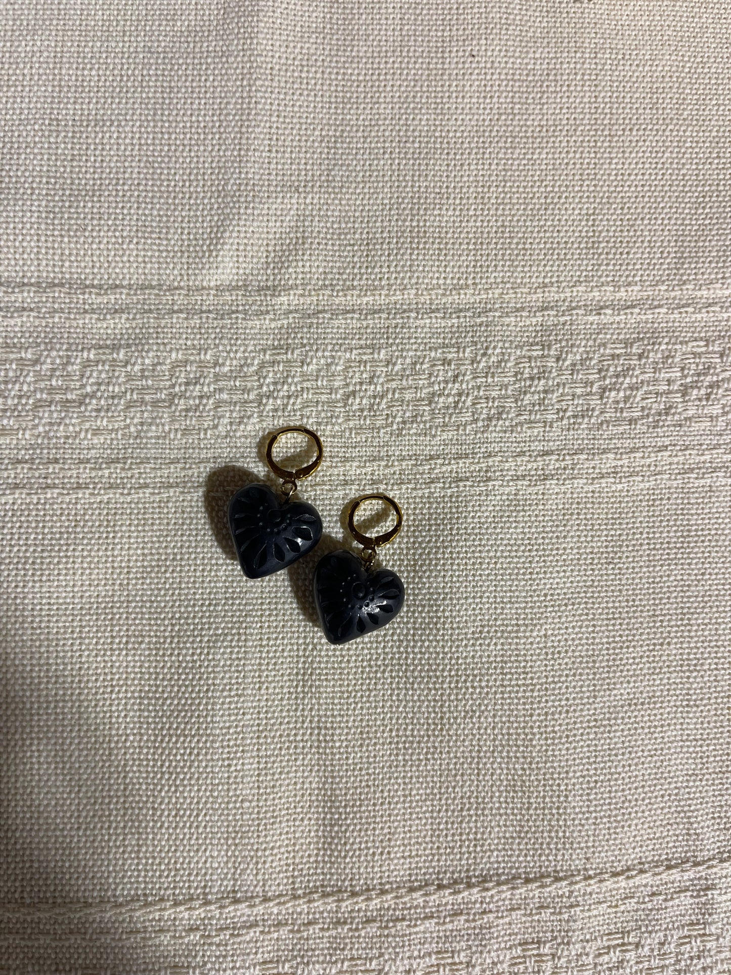 Atzompa heart earrings