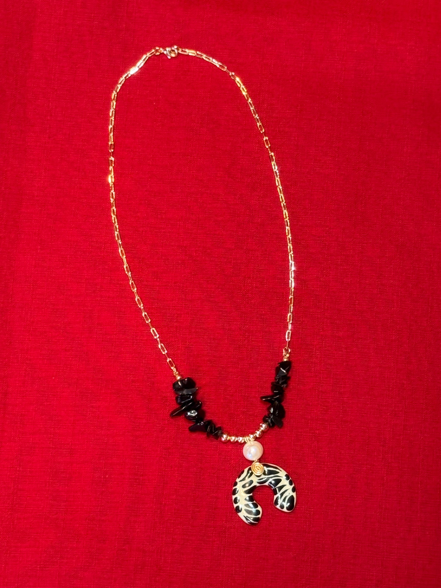 Fuerza necklace