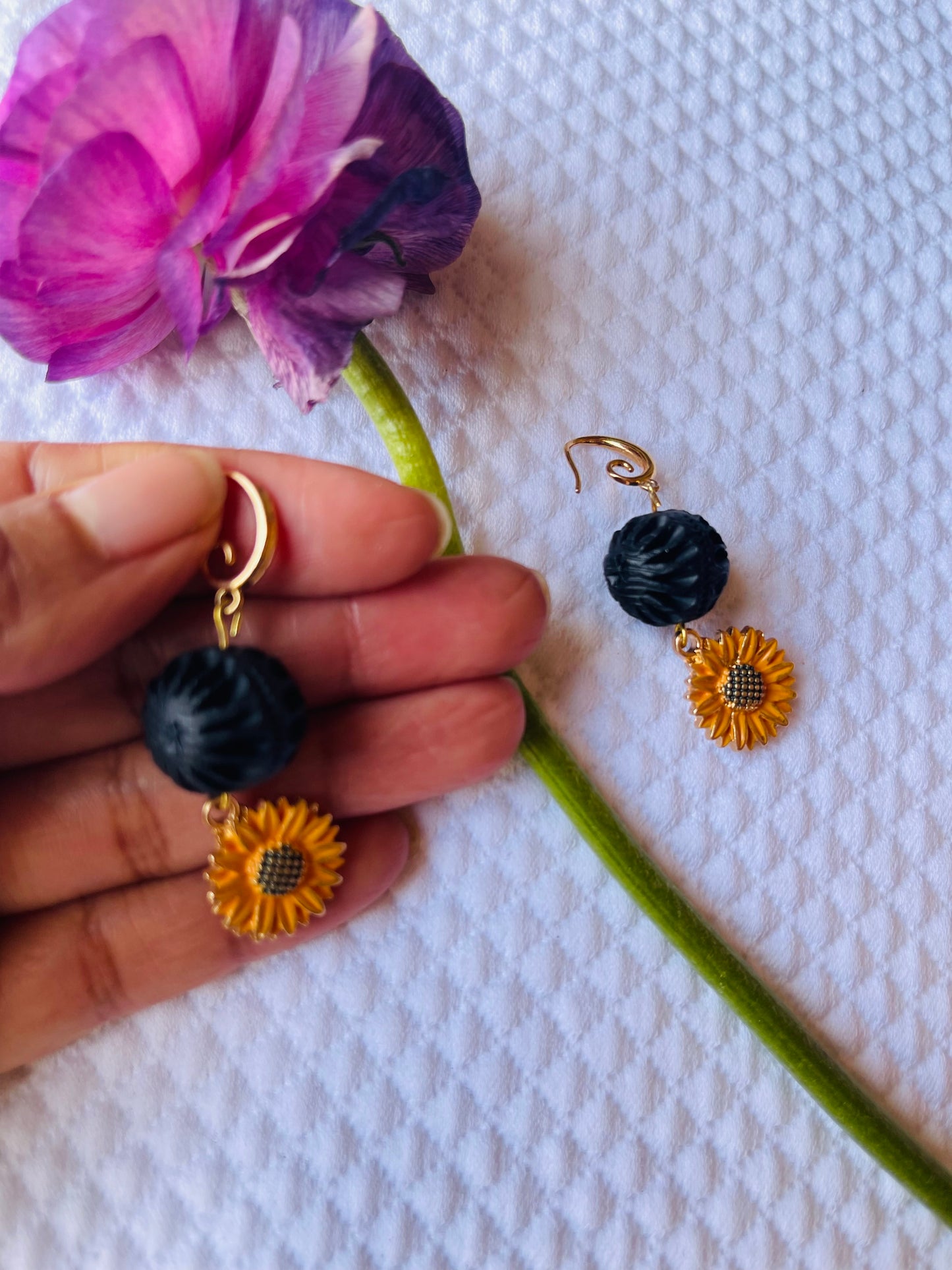 Sun flower field earrings