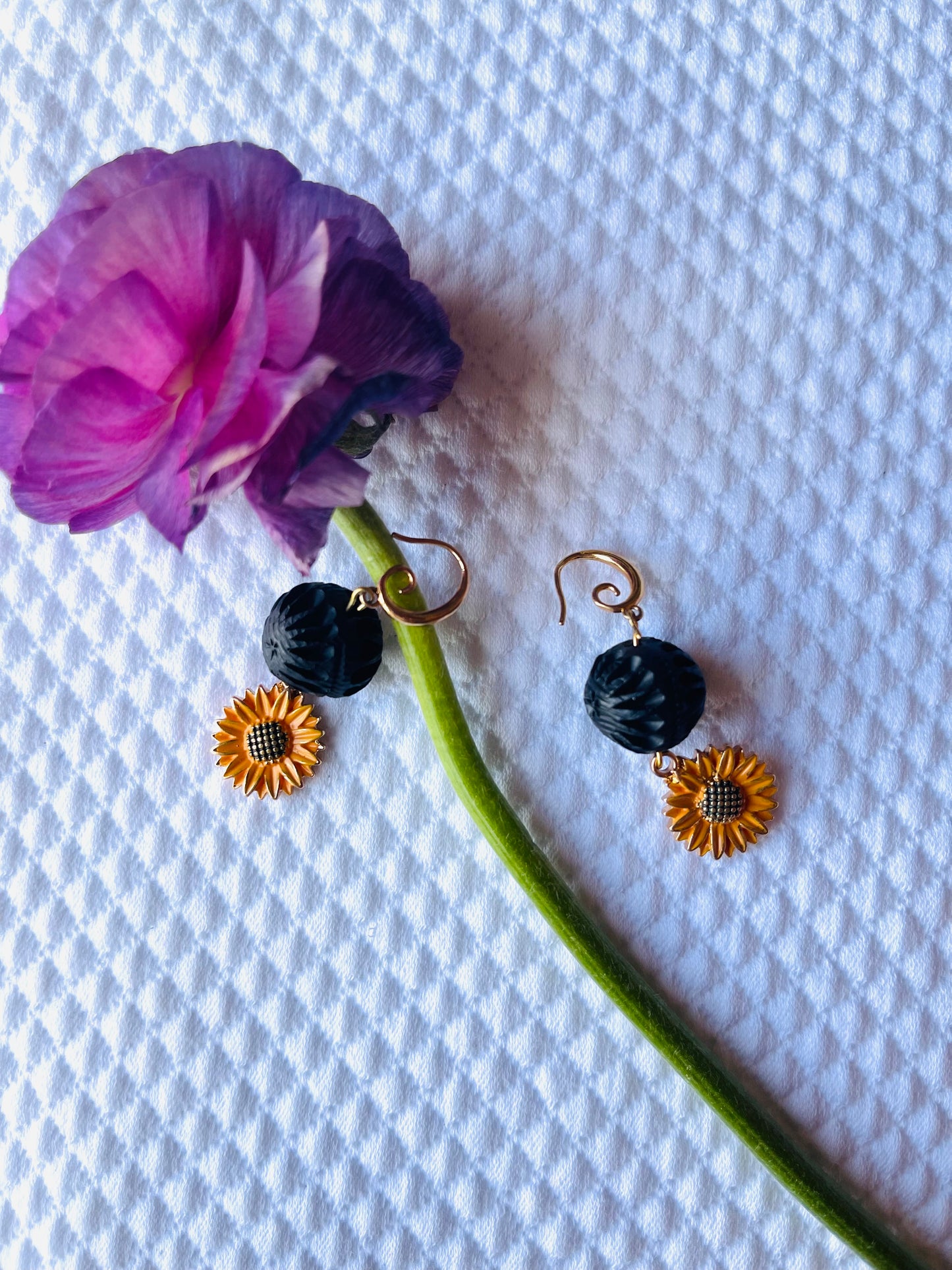 Sun flower field earrings
