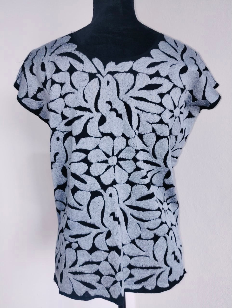 Cuenca huipil blouse