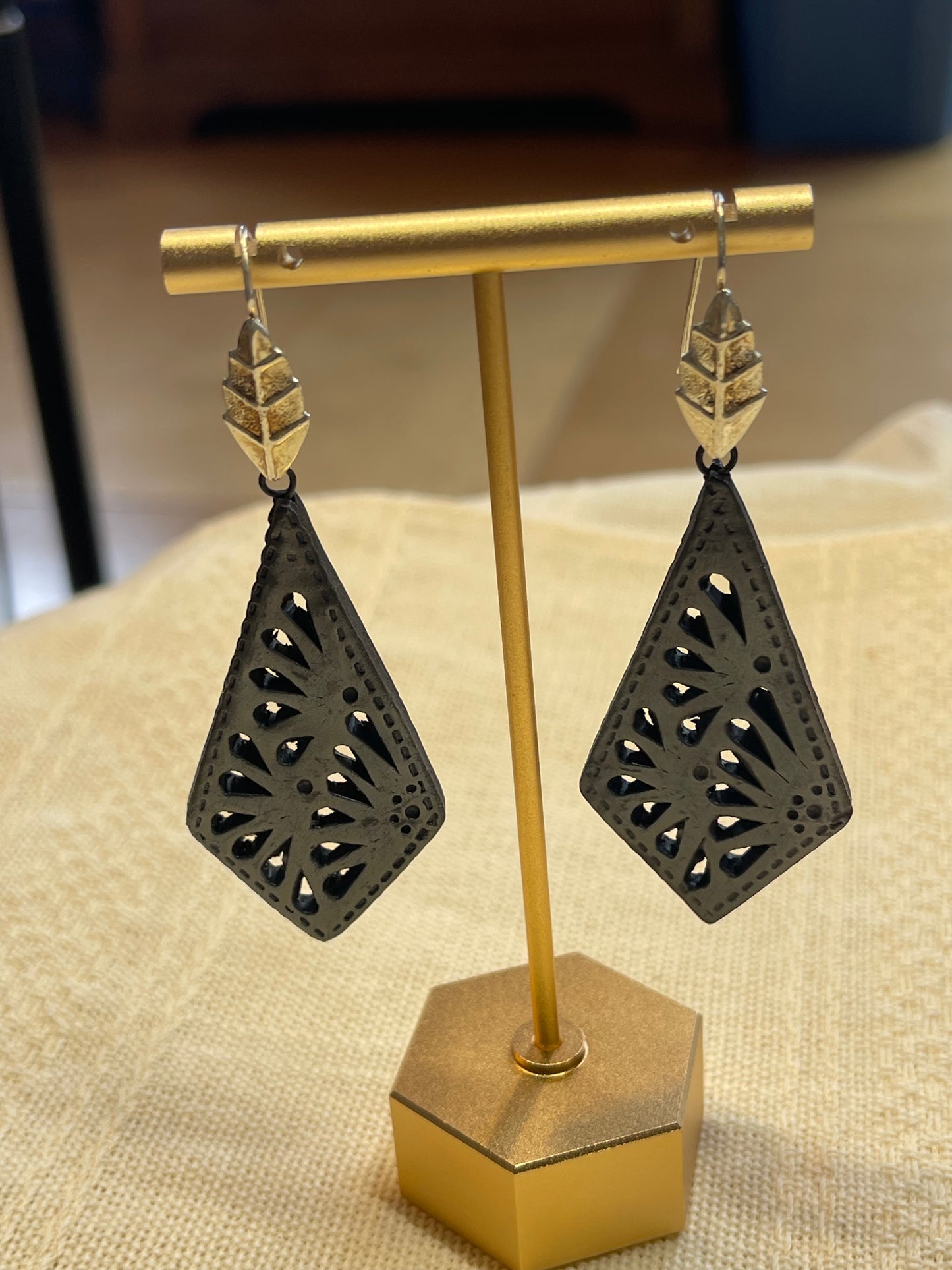 Leaf Silver Black Clay Earrings