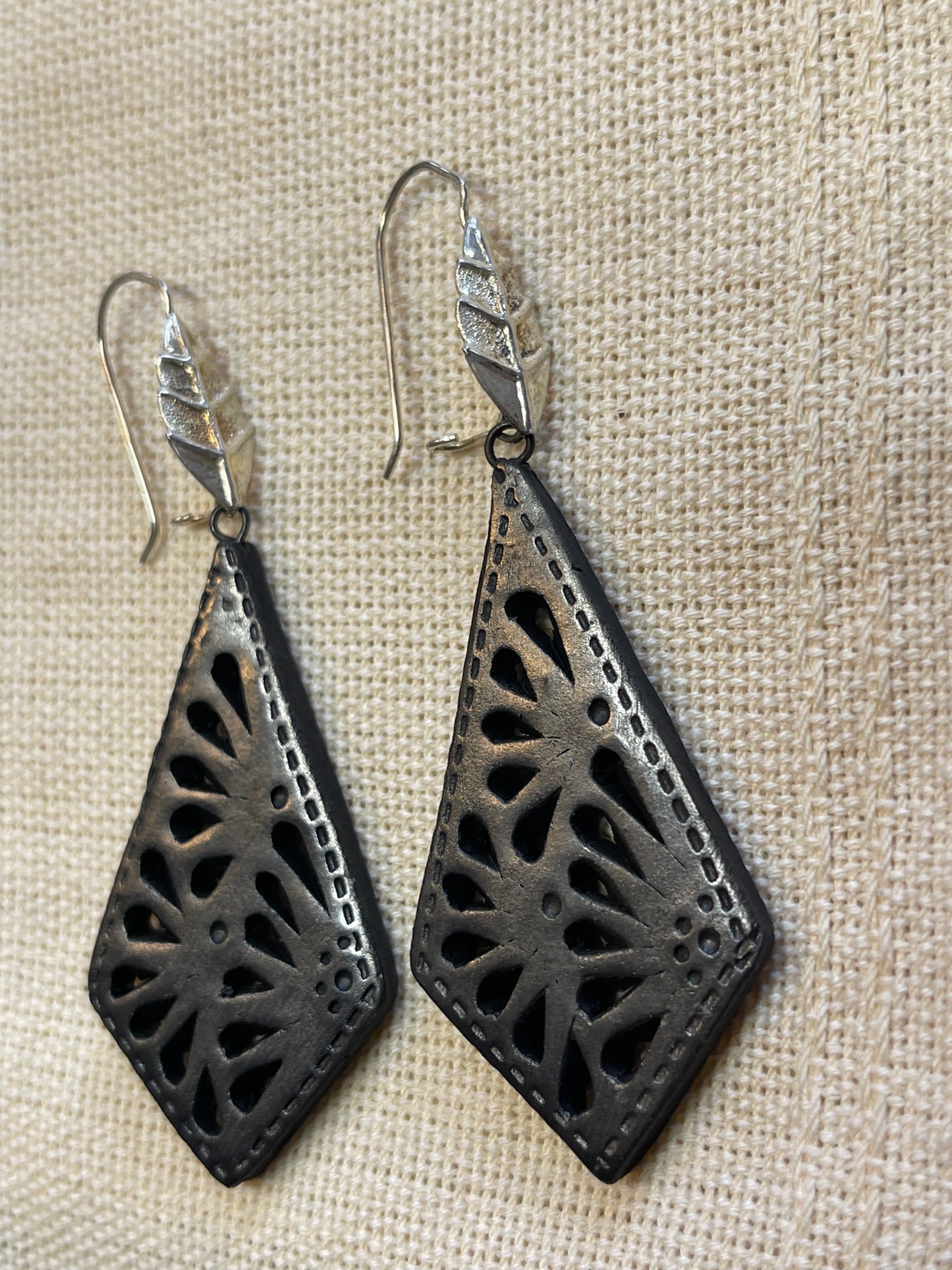 Leaf Silver Black Clay Earrings