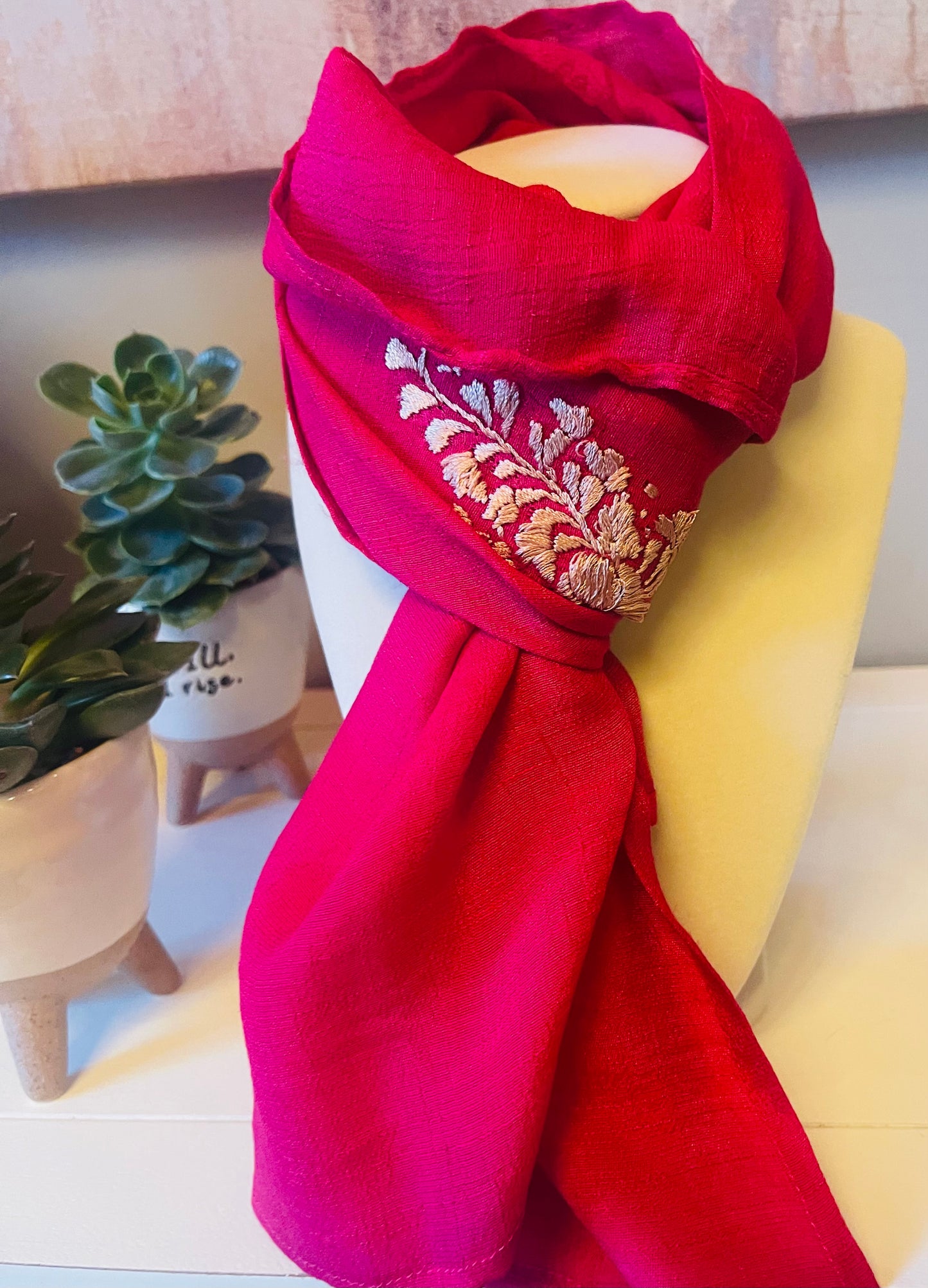 scarf Lily