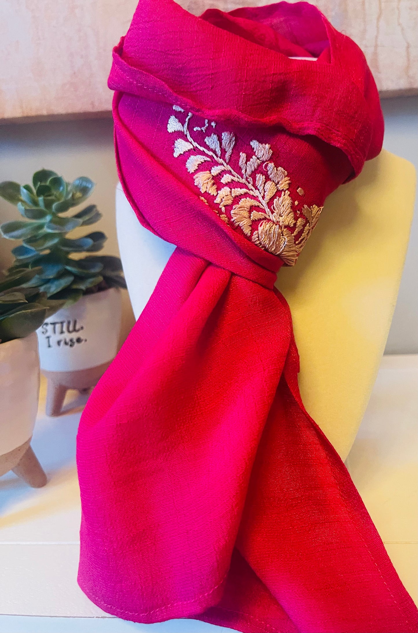 scarf Lily