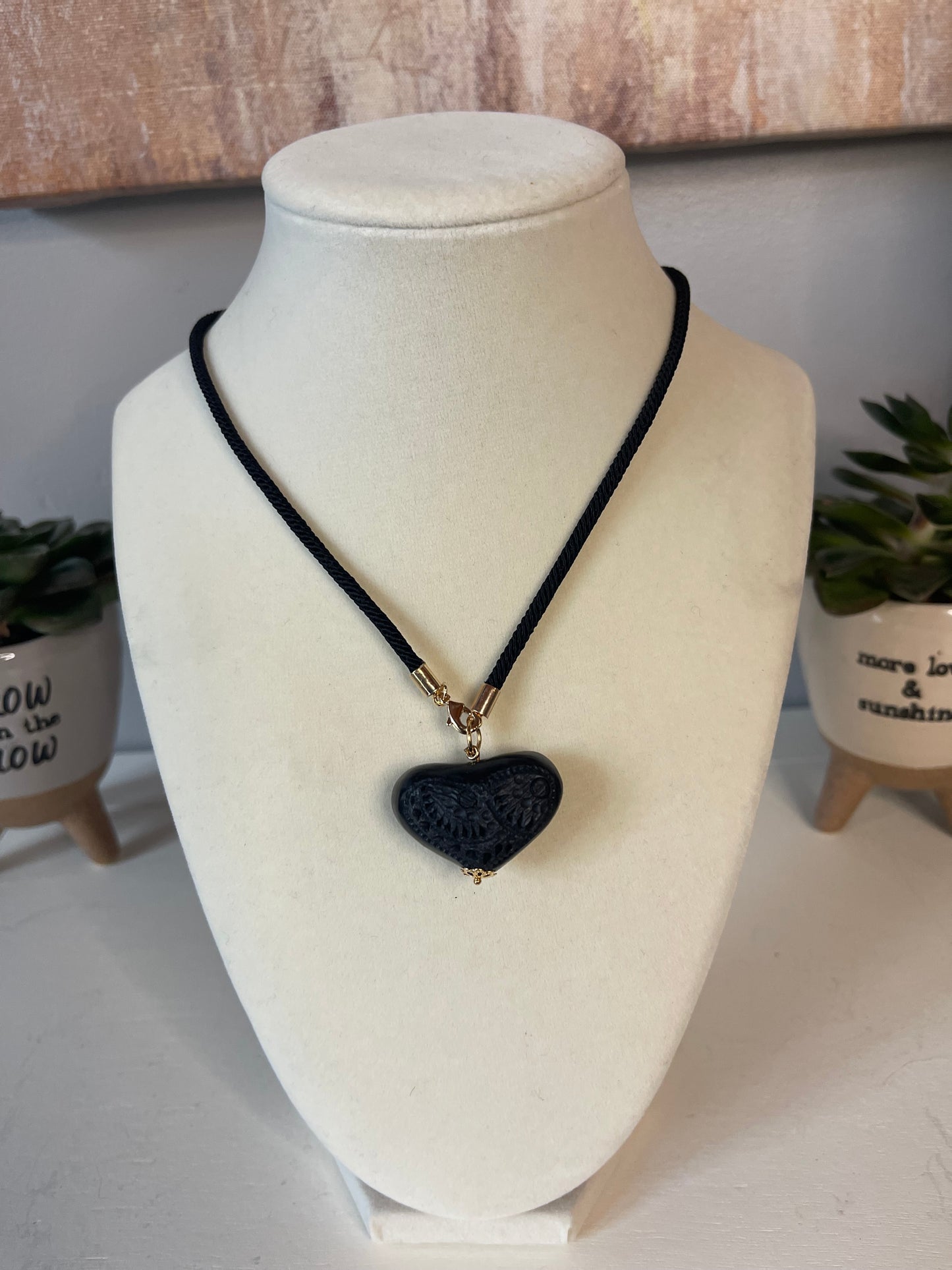 Yaretzi mini necklace