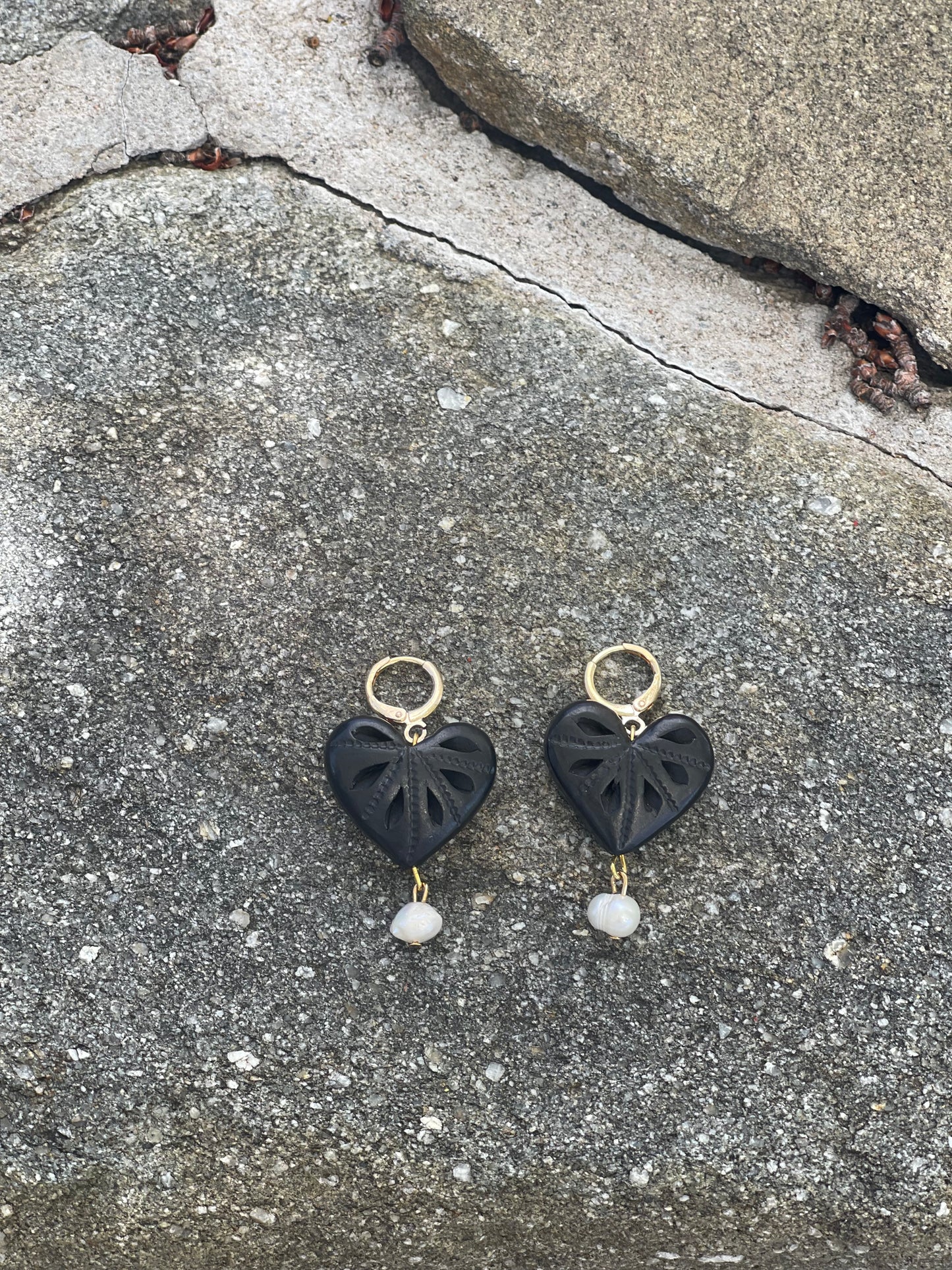 Sirena heart earrings