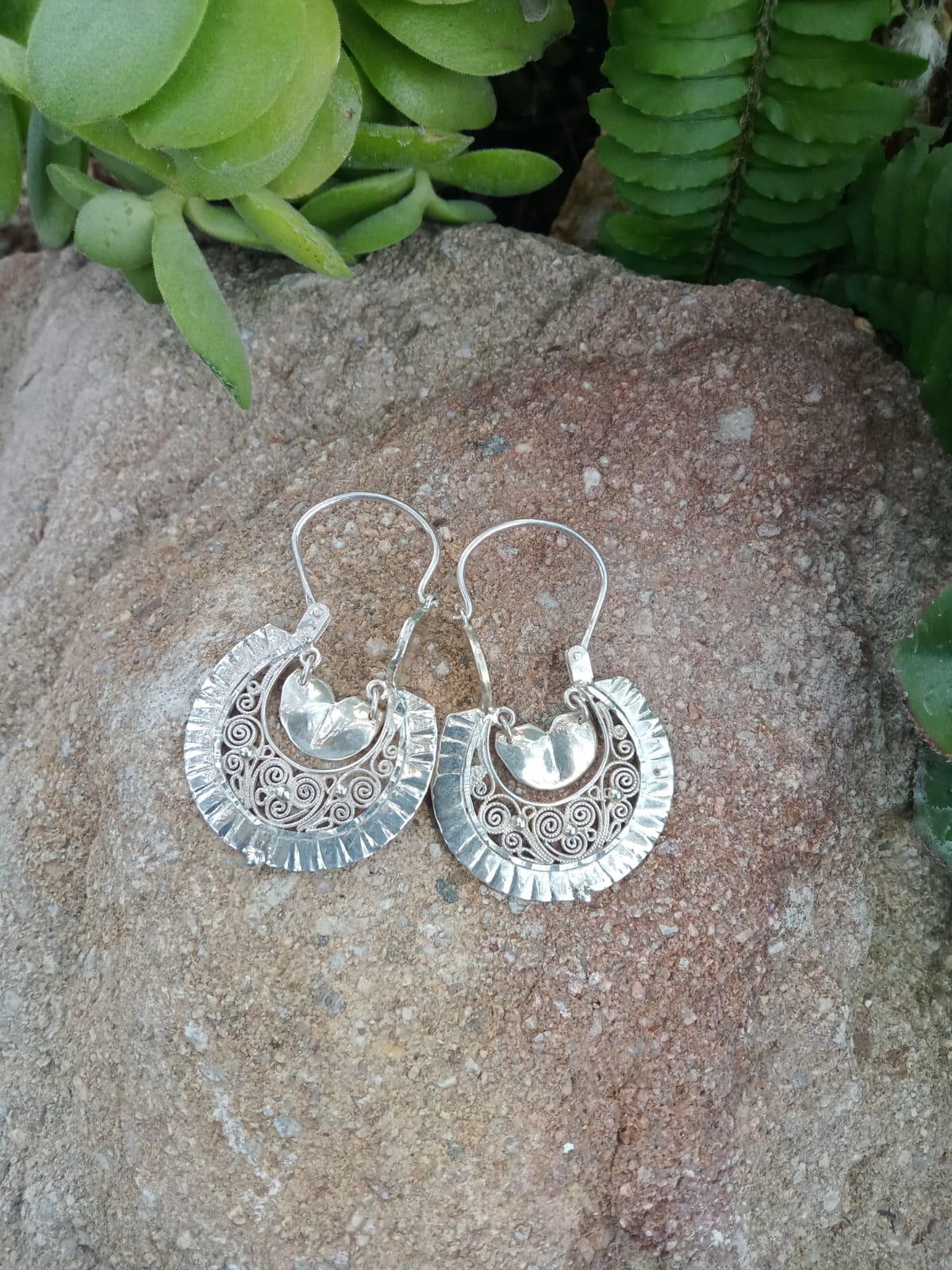 Lila silver earrings