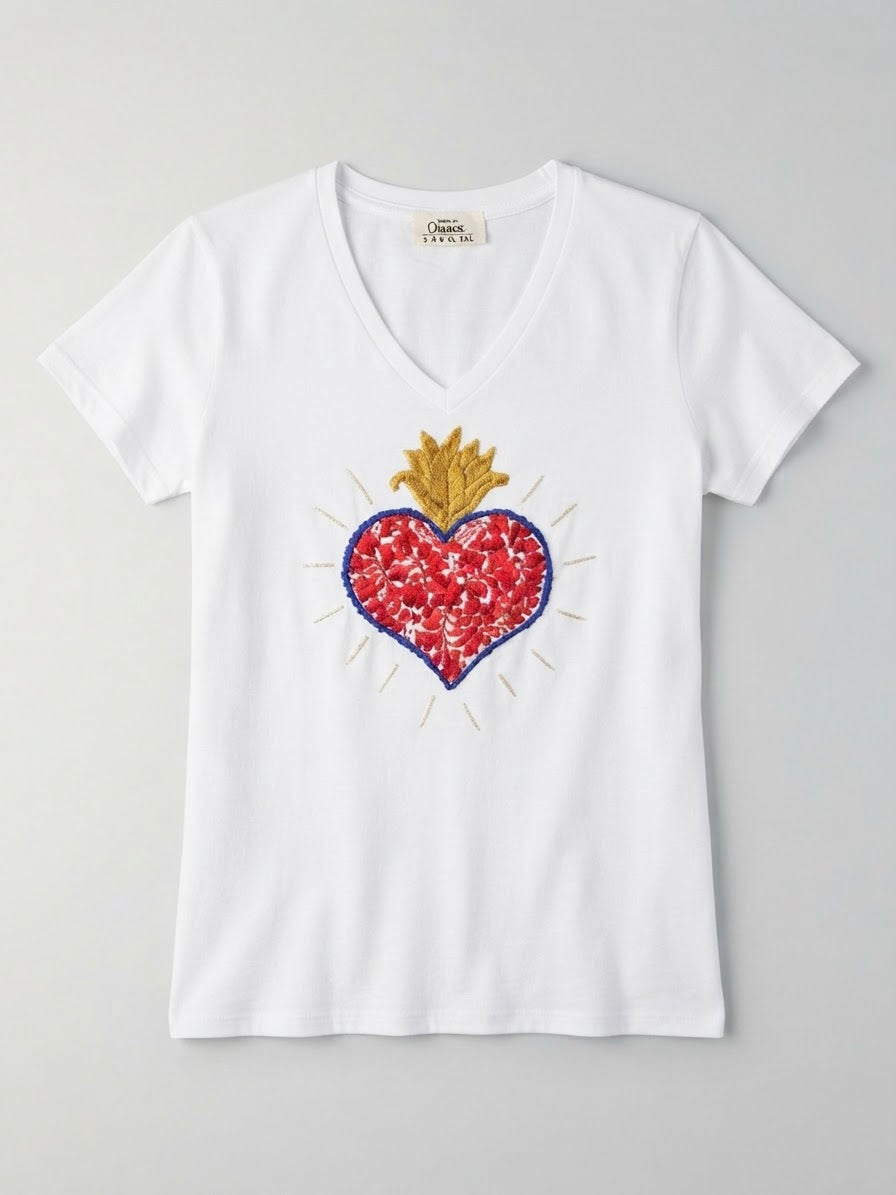 Playera sagrado corazón bordado