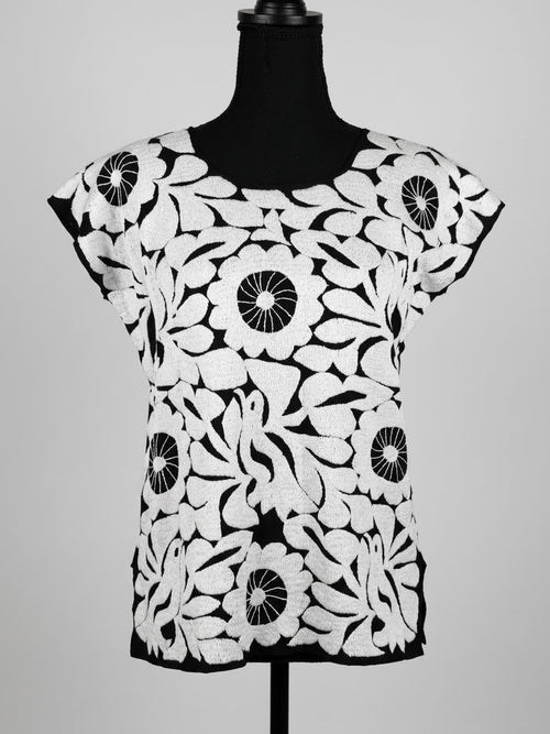 Traditional Cuenca blouse