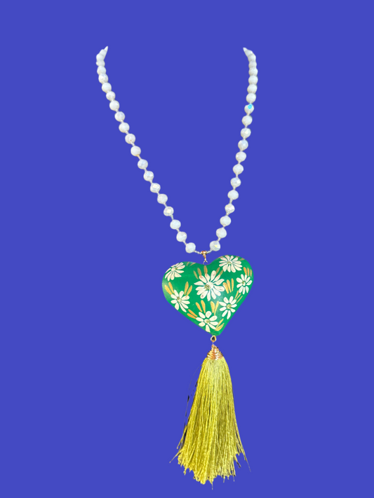 Collar flowers