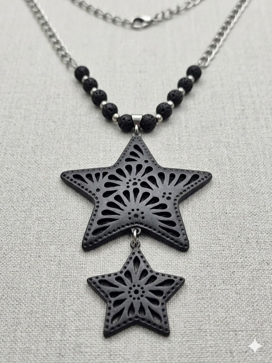 Collar Cosmos de Arcilla