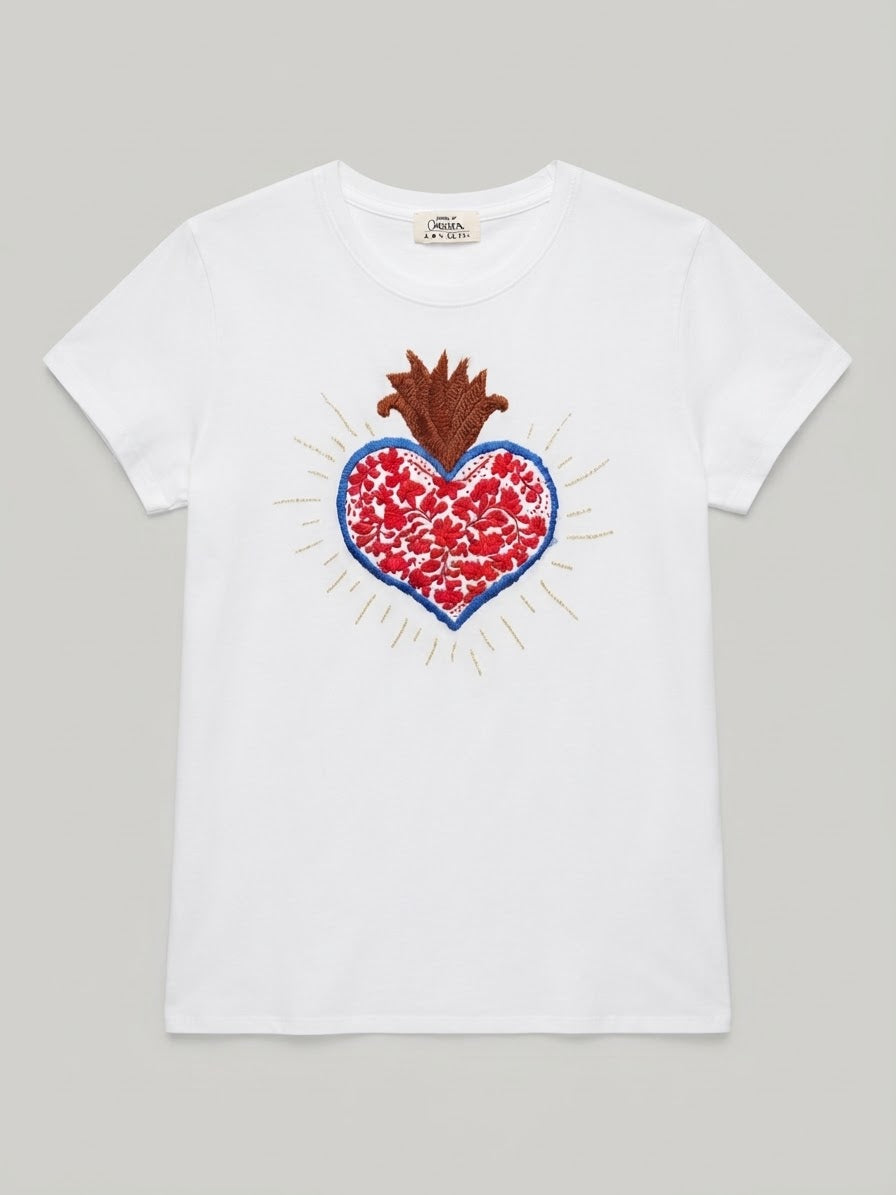 Playera sagrado corazón bordado