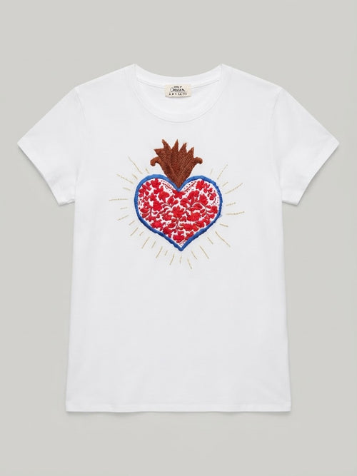 Playera sagrado corazón bordado