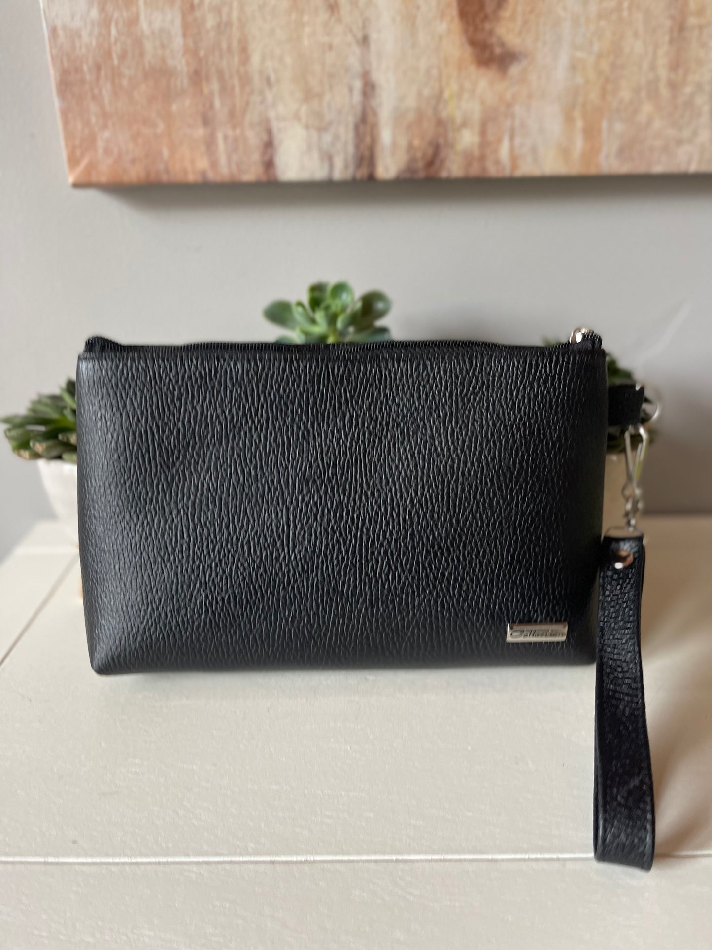 Carlota genuine leather bag